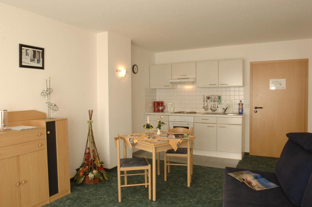 Garni Hotel Hof Zum Ahaus Bagian luar foto